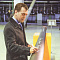 Президент России Д. Медведев оставляет памятный автограф  на трубе с трубопрокатного стана PQG. Фотография 29.01.2010 г.