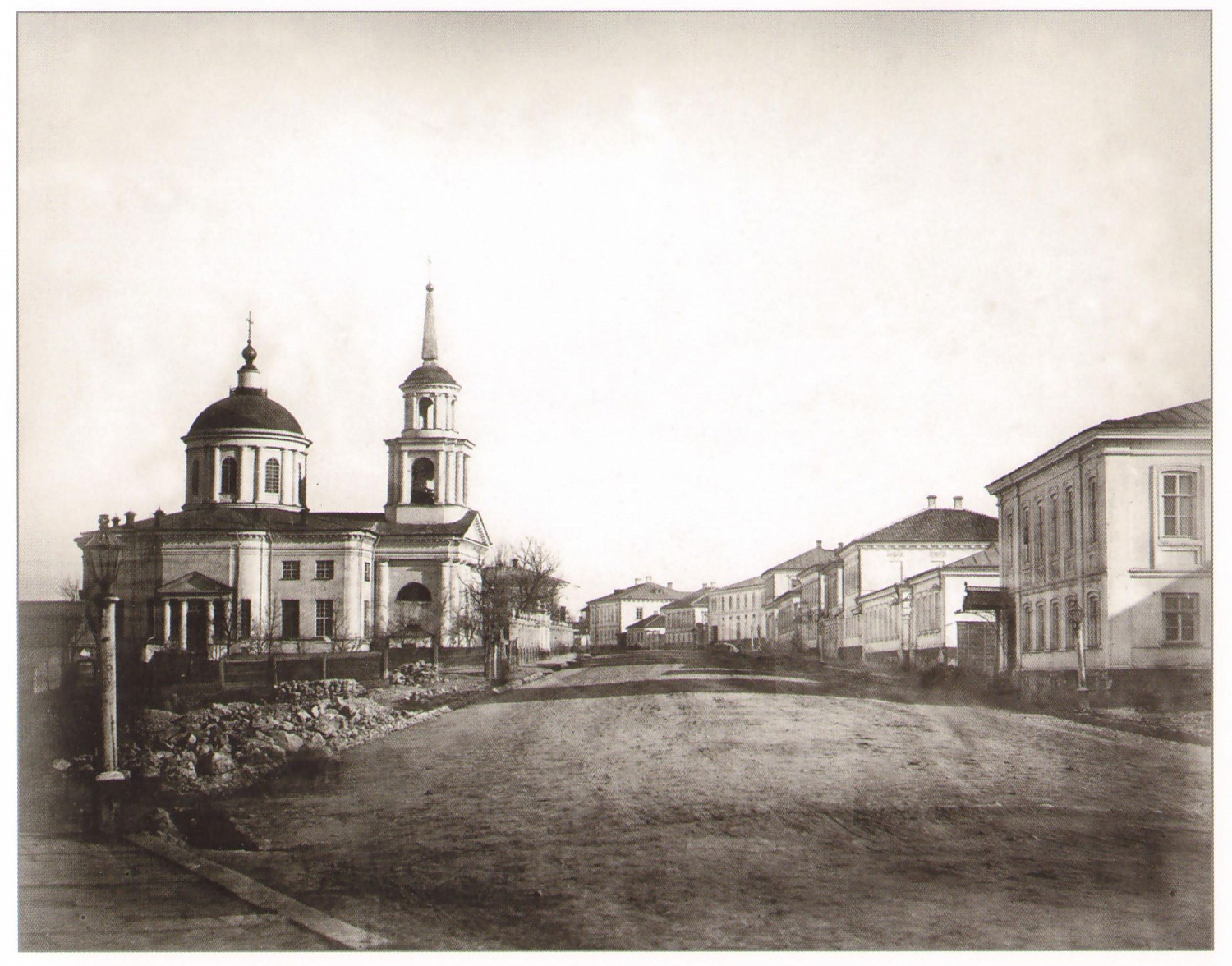 Панорама Греческой улицы Слева греческая церковь Фотография второй половины XIX века